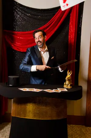 Adam Stone showing cards magic