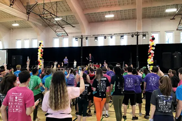 Read more about the article Experience the Magic: Host a Hypnosis Party in Washington DC with Adam Stone Magic!